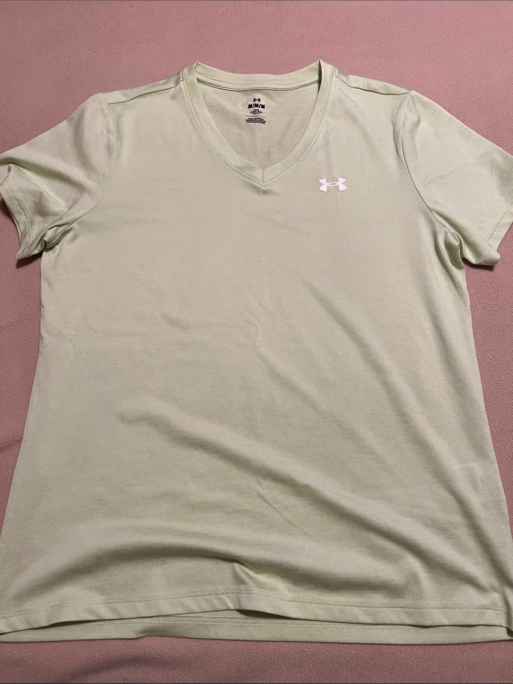 Under Armour Women's V-Neck Performance Tee in Light Green M NWOT